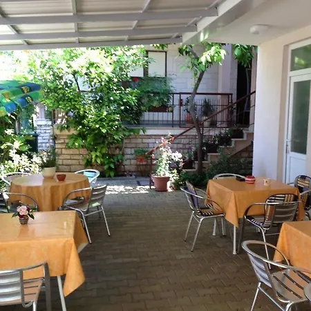 In With Balcony, Air Conditioning, Wifi 5188-7