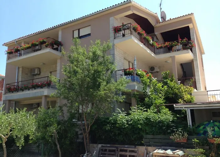 In With Balcony, Air Conditioning, Wifi 5188-7 Sukošan