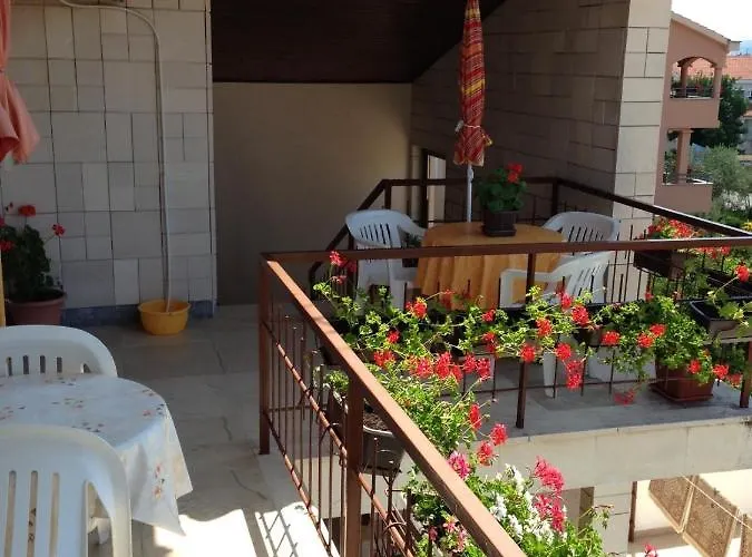 In With Balcony, Air Conditioning, Wifi 5188-7 Sukošan